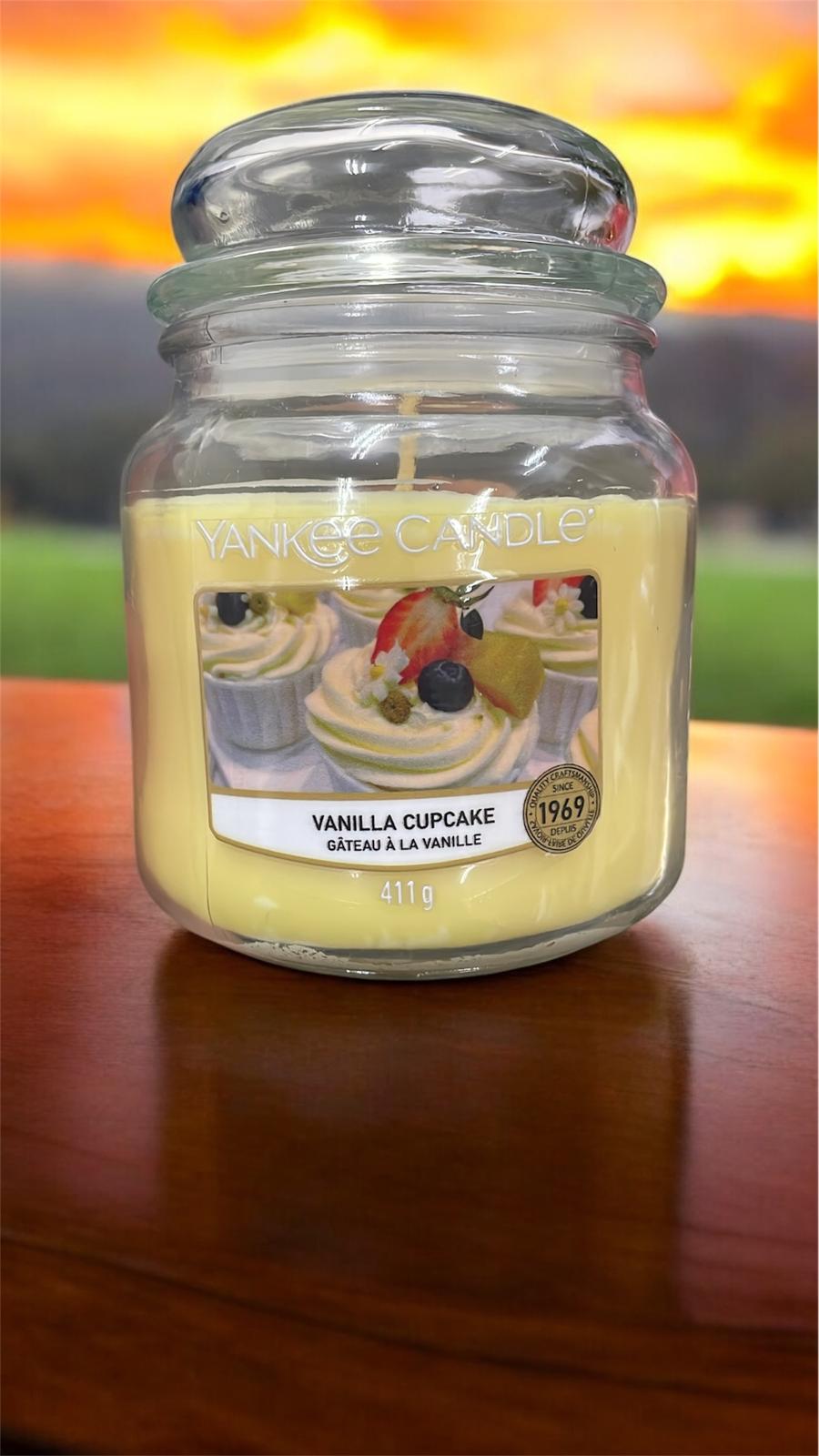 Yankee Candles – Premium Scented Candles for a Warm, Inviting Atmosphere