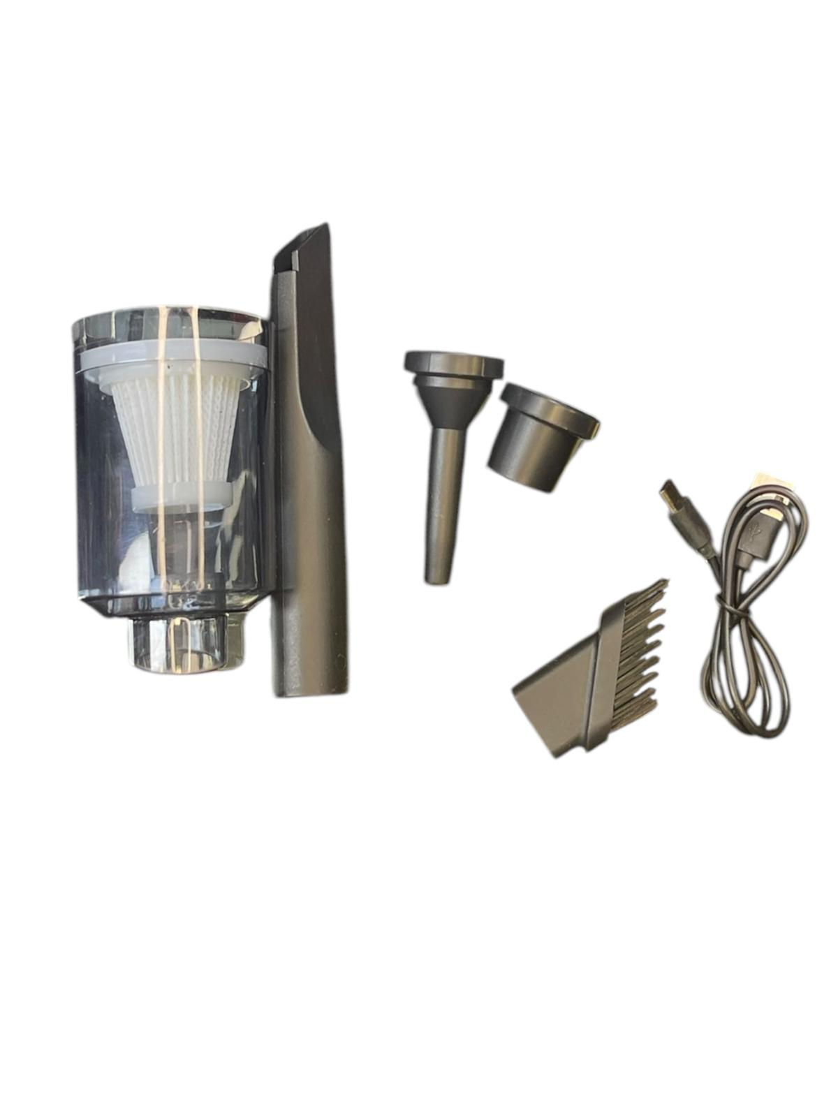Black and Decker YT2041 4-in-1 Handheld Vacuum Cleaner